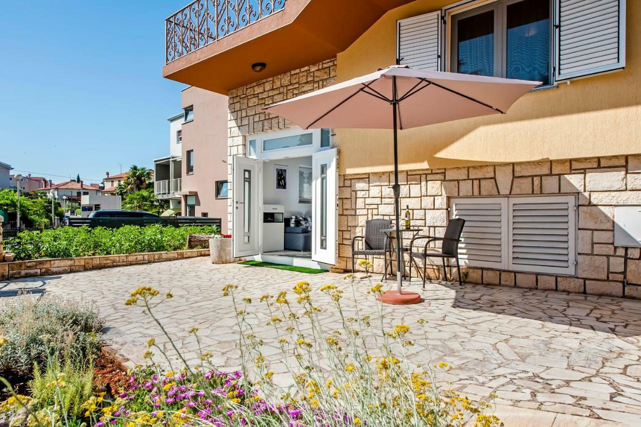 Apartment Anastasia Rovigno Esterno foto