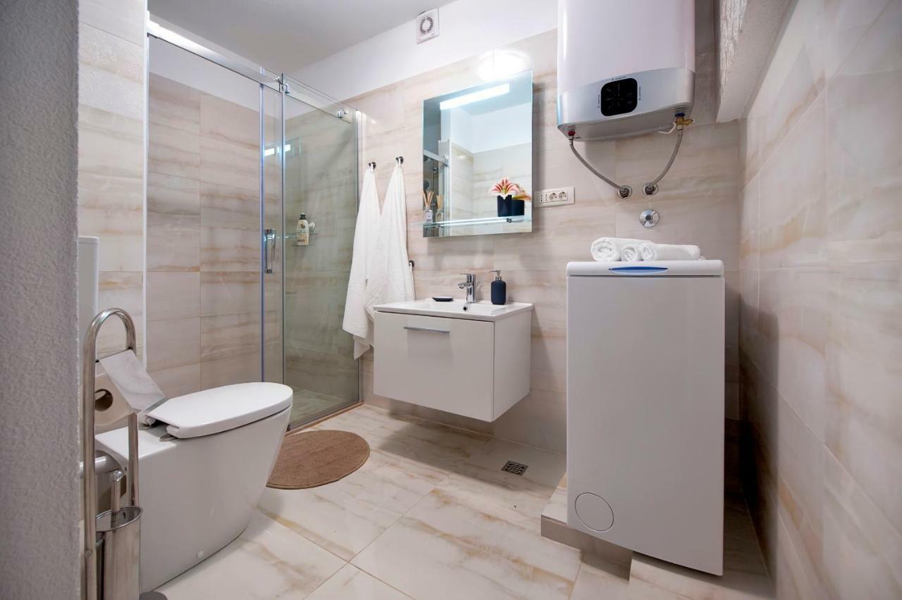 Apartment Anastasia Rovigno Esterno foto