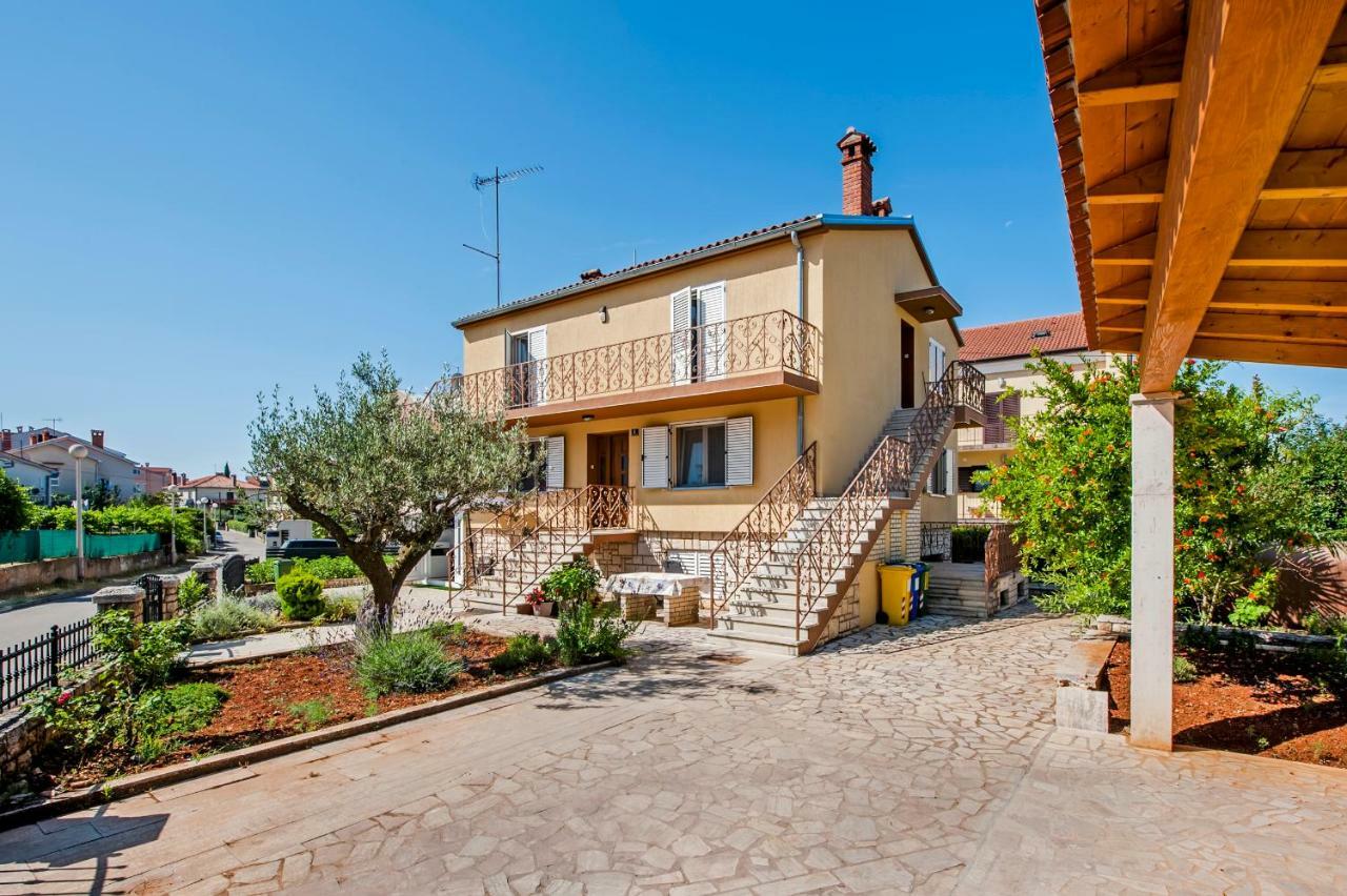 Apartment Anastasia Rovigno Esterno foto